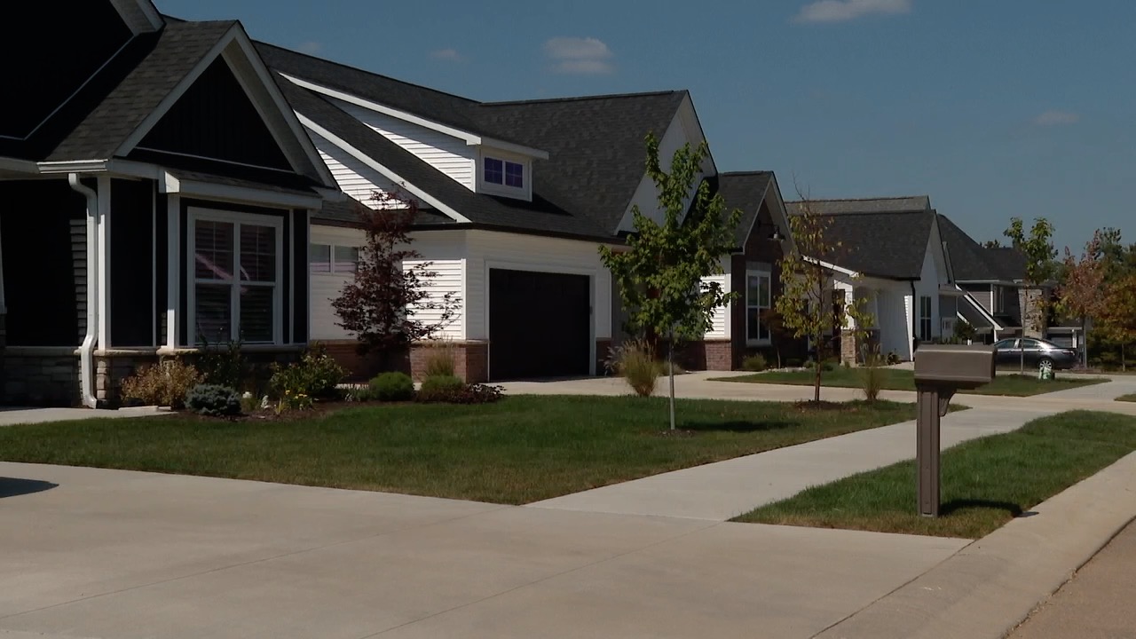 bloomington real estate 6.jpg