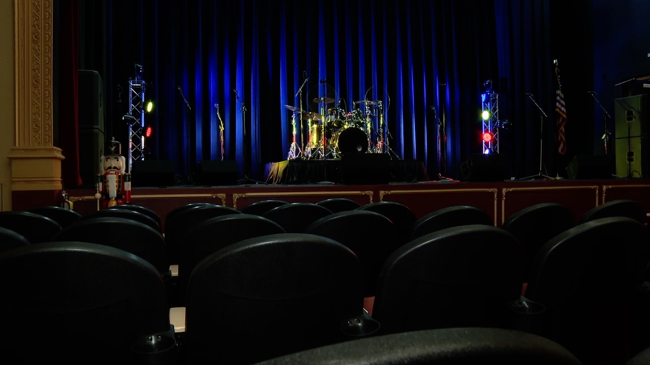 martinsville entertainment theatre 4.jpg