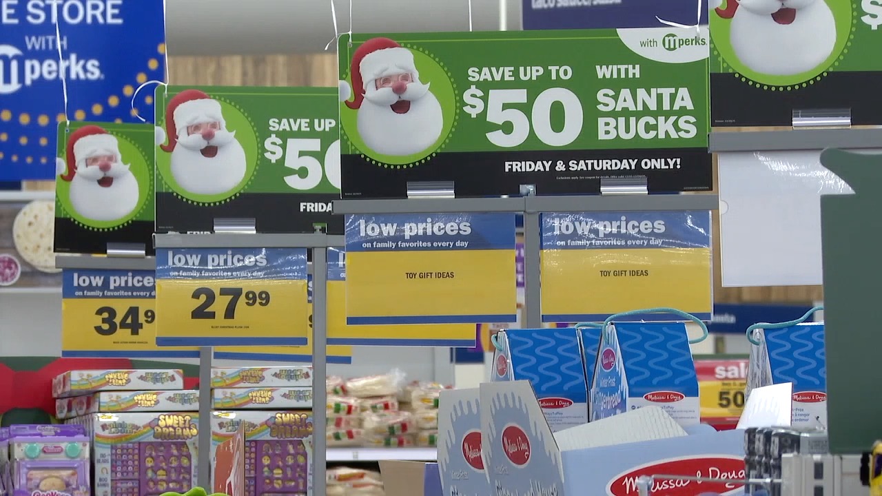 holiday shopping 4.jpg