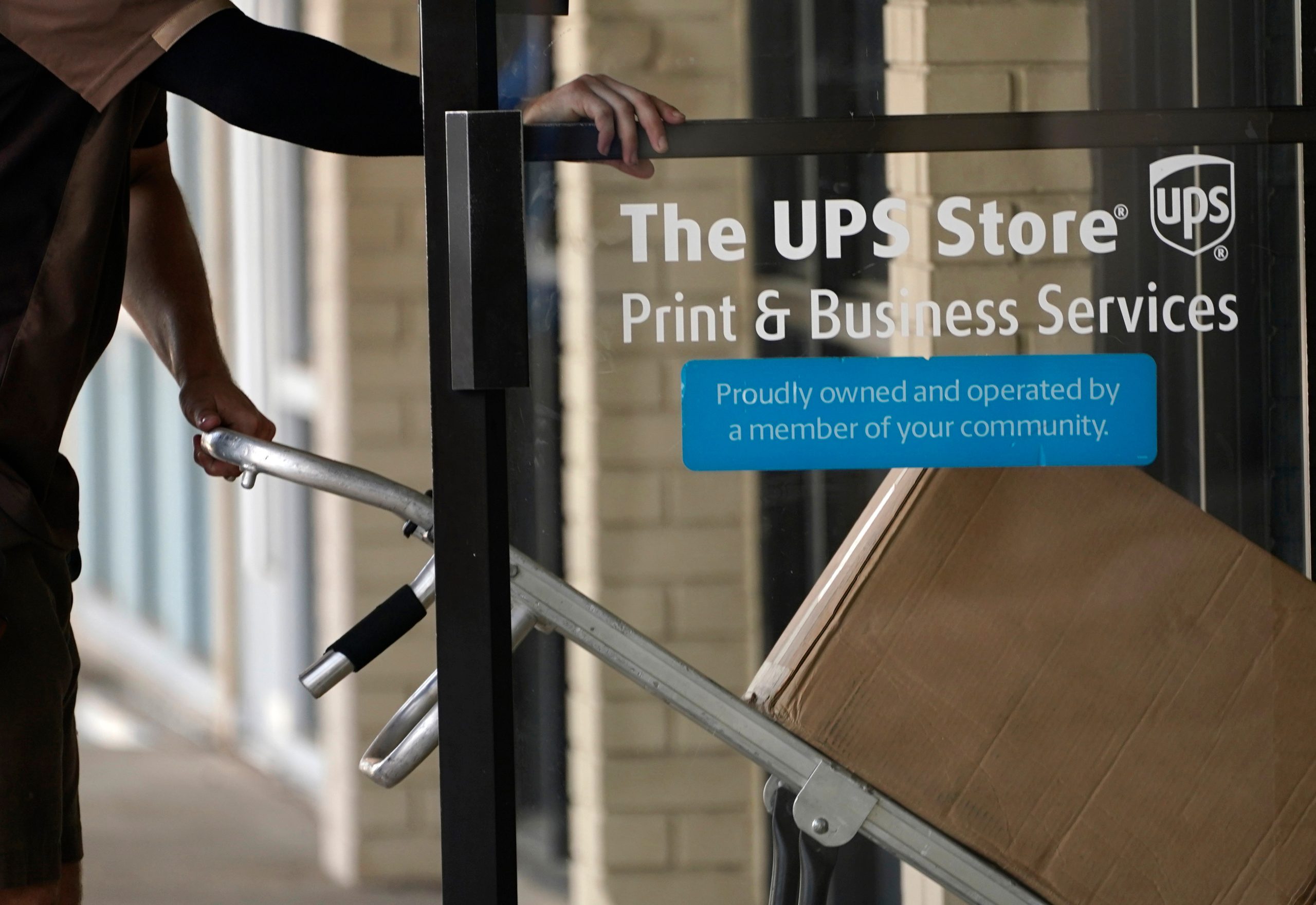UPS Job Cuts